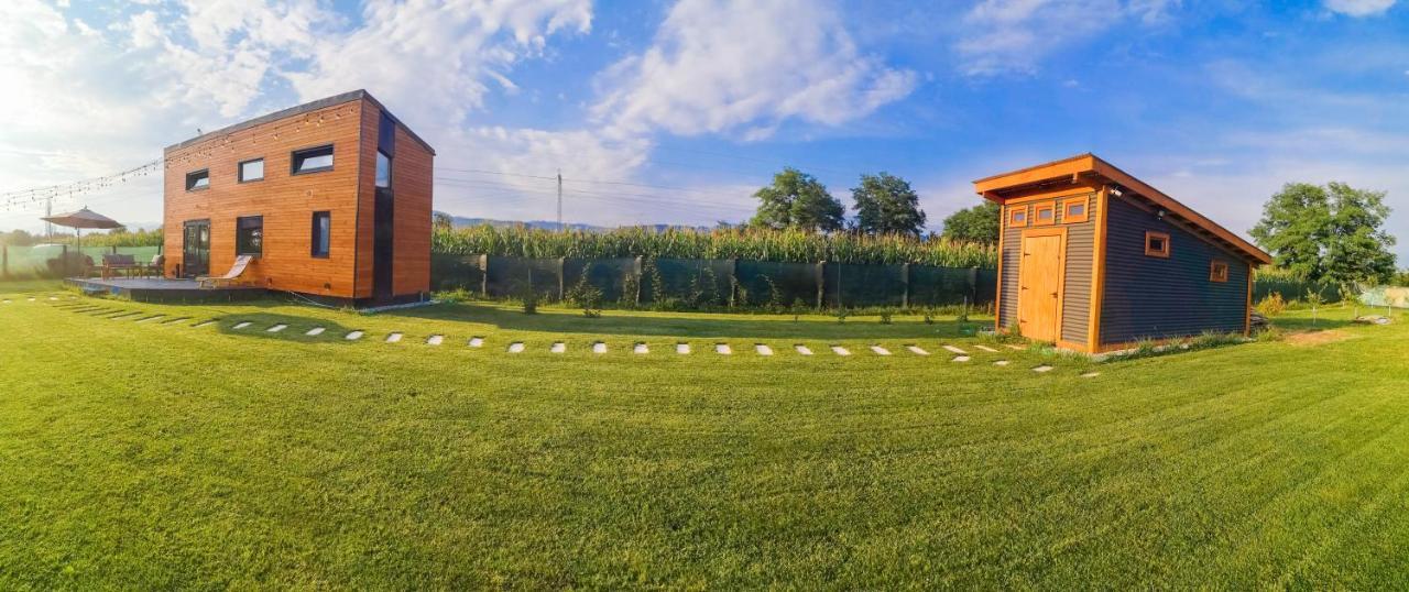 Hotel Tiny House - Baia De Fier Esterno foto