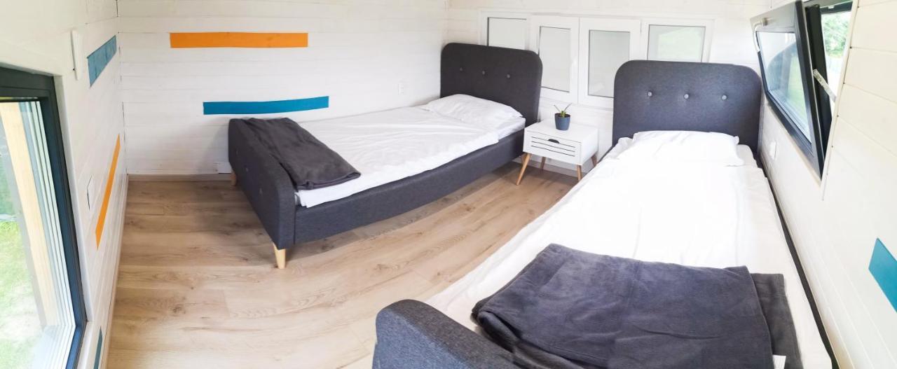Hotel Tiny House - Baia De Fier Esterno foto