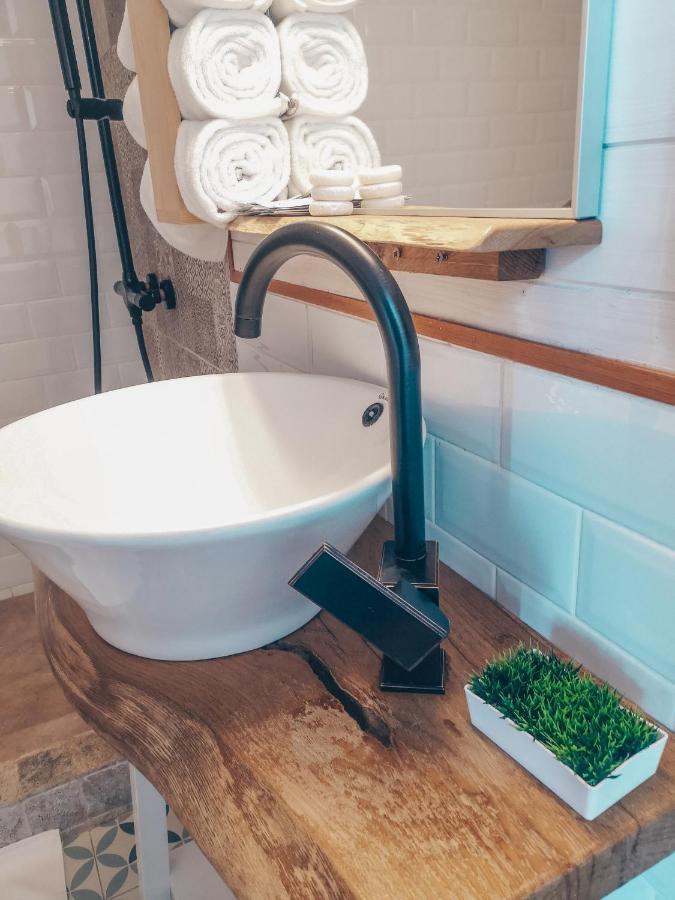 Hotel Tiny House - Baia De Fier Esterno foto