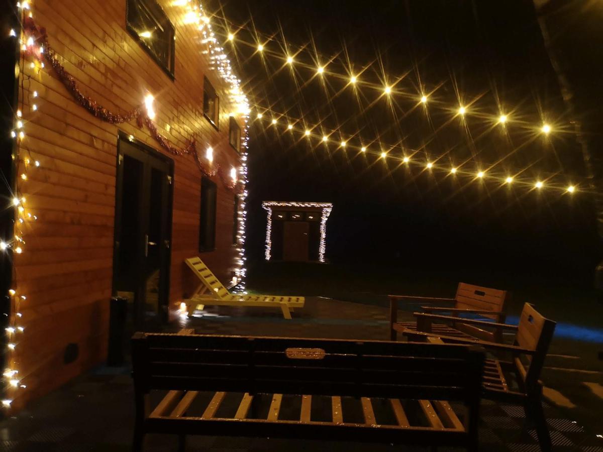 Hotel Tiny House - Baia De Fier Esterno foto
